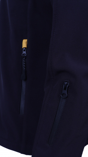Куртка из ткани SOFT-SHELL